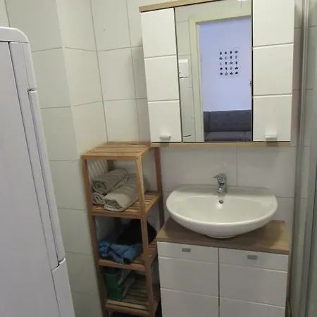 Haus Zur Sonne, 82 Reisperbachtalstrasse Apartment *